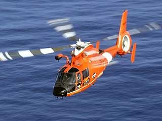 17 missing in helicopter crash off Canadian coast 